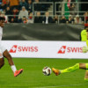 Deštivé počasí stále nemůže změnit nadšení fanoušků